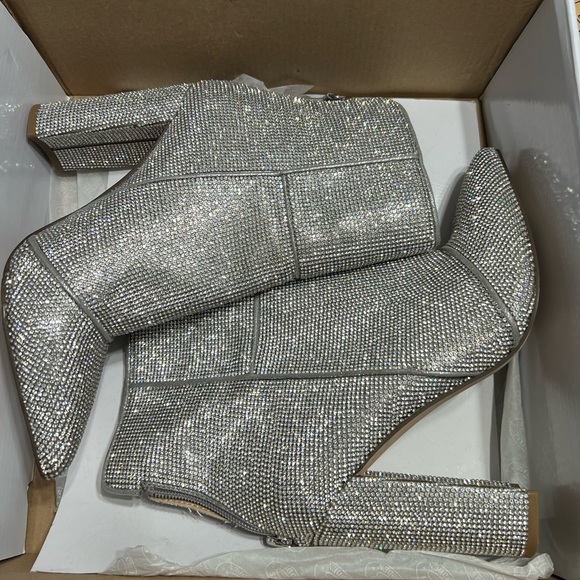 NWT! Steve Madden Trista Rhinestone Heeled Boots - Picture 3 of 5